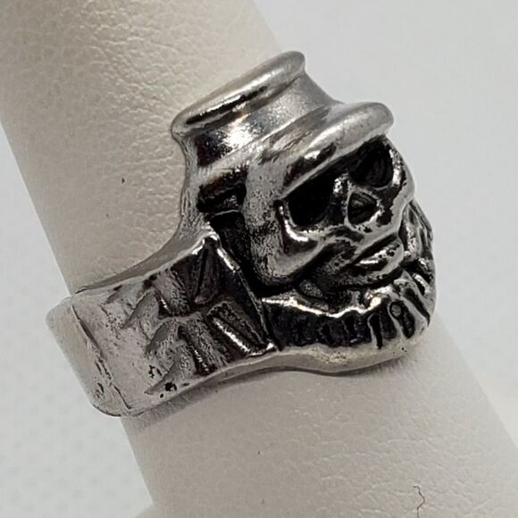 Adjustable Silver Skull Ring - Picture 2 of 4